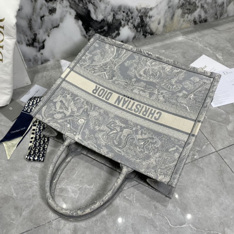 Dior Shopping Bags